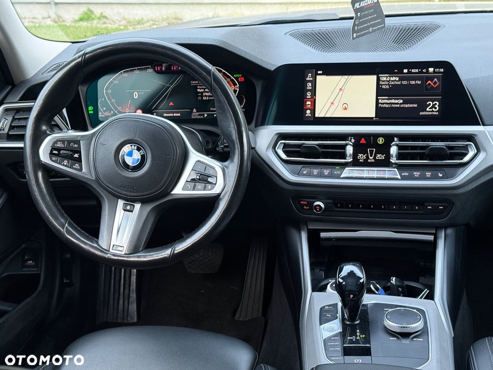 BMW Seria 3 - 21