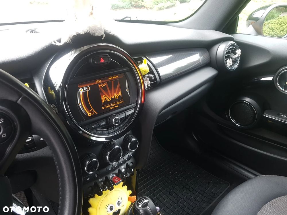 MINI ONE Standard - 10