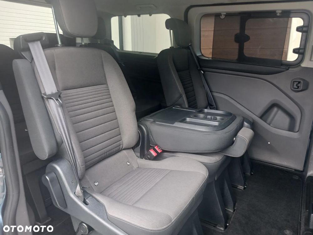 Ford Tourneo Custom 2.0 EcoBlue L1 Titanium - 15