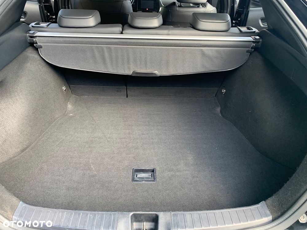 Toyota Prius 1.8 Hybrid Prestige - 6