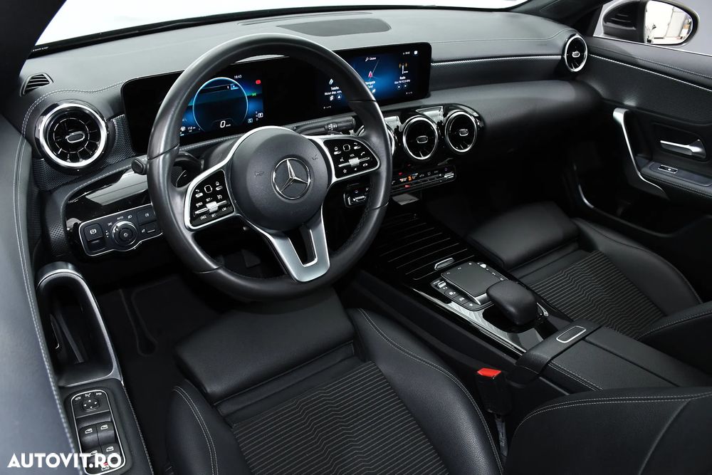 Mercedes-Benz CLA 200 - 13