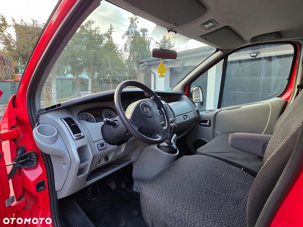 Opel Vivaro - 15