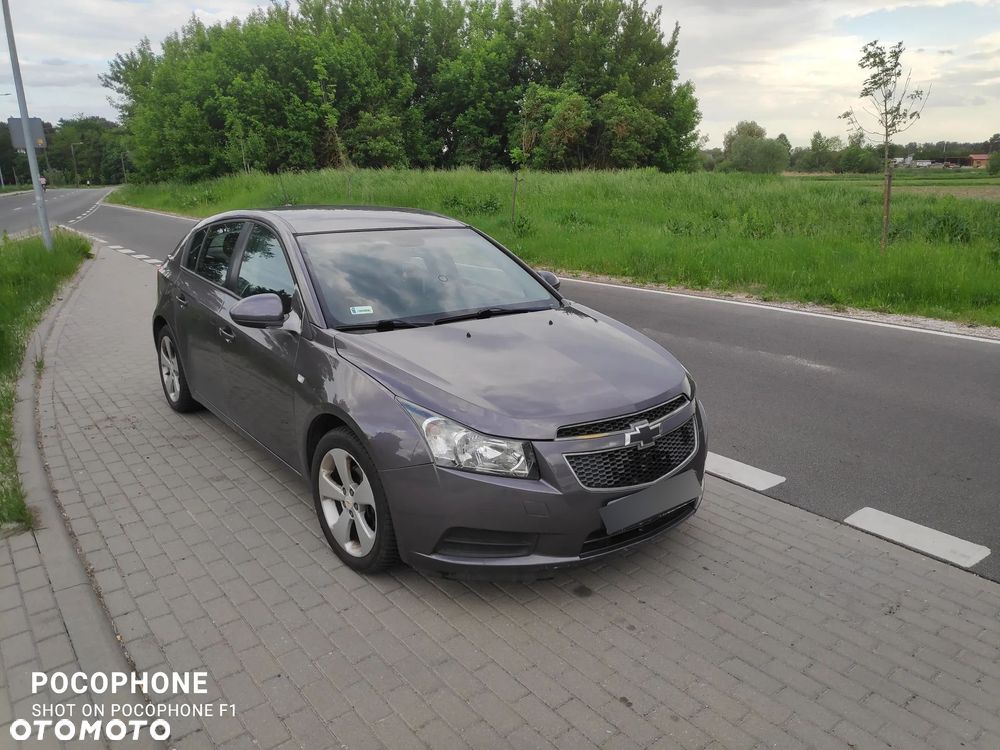 Chevrolet Cruze - 3