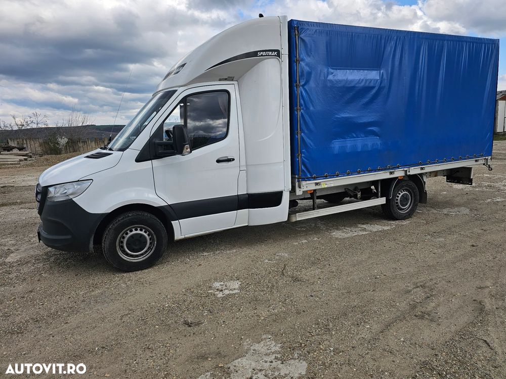 Mercedes-Benz Sprinter - 12