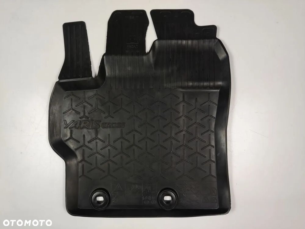TOYOTA YARIS CROSS od 2020r Dywaniki Gumowe Komplet - 3