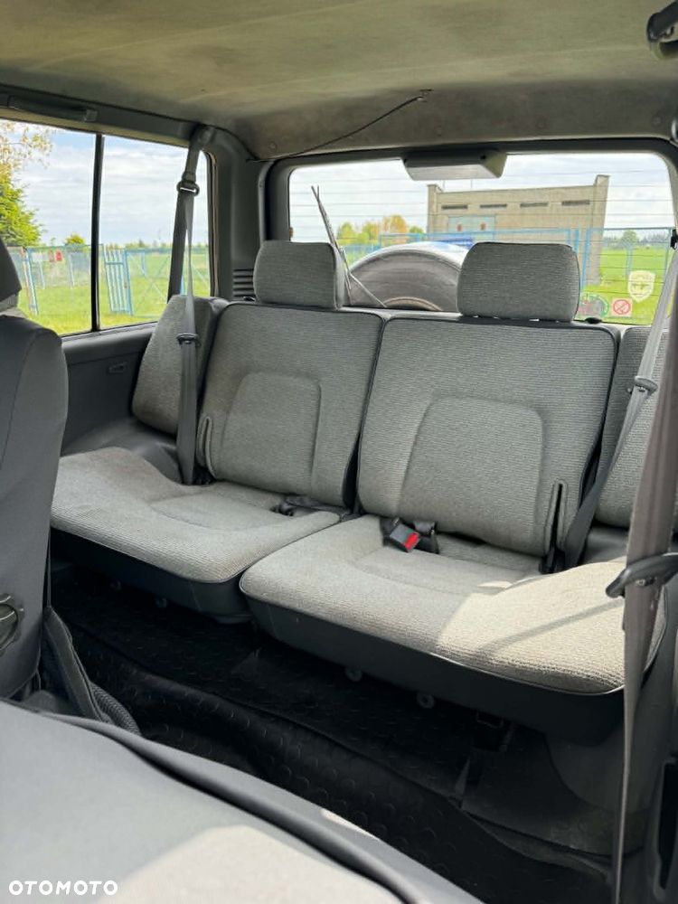 Mitsubishi Pajero 2.5 TD GL - 21