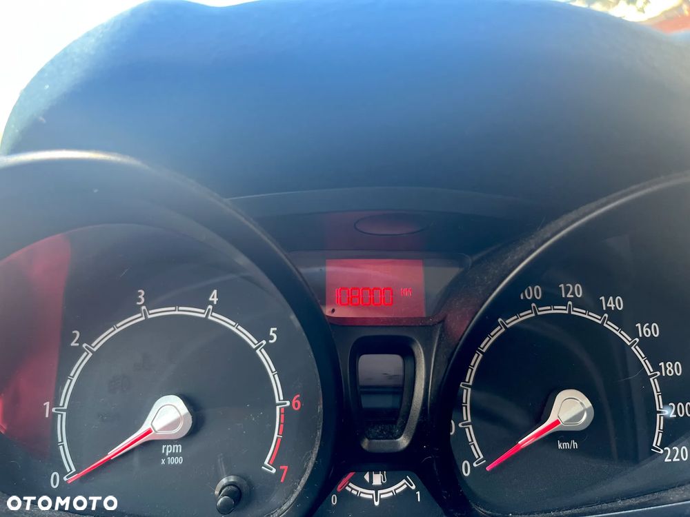 Ford Fiesta 1.25 Trend EU5 - 10