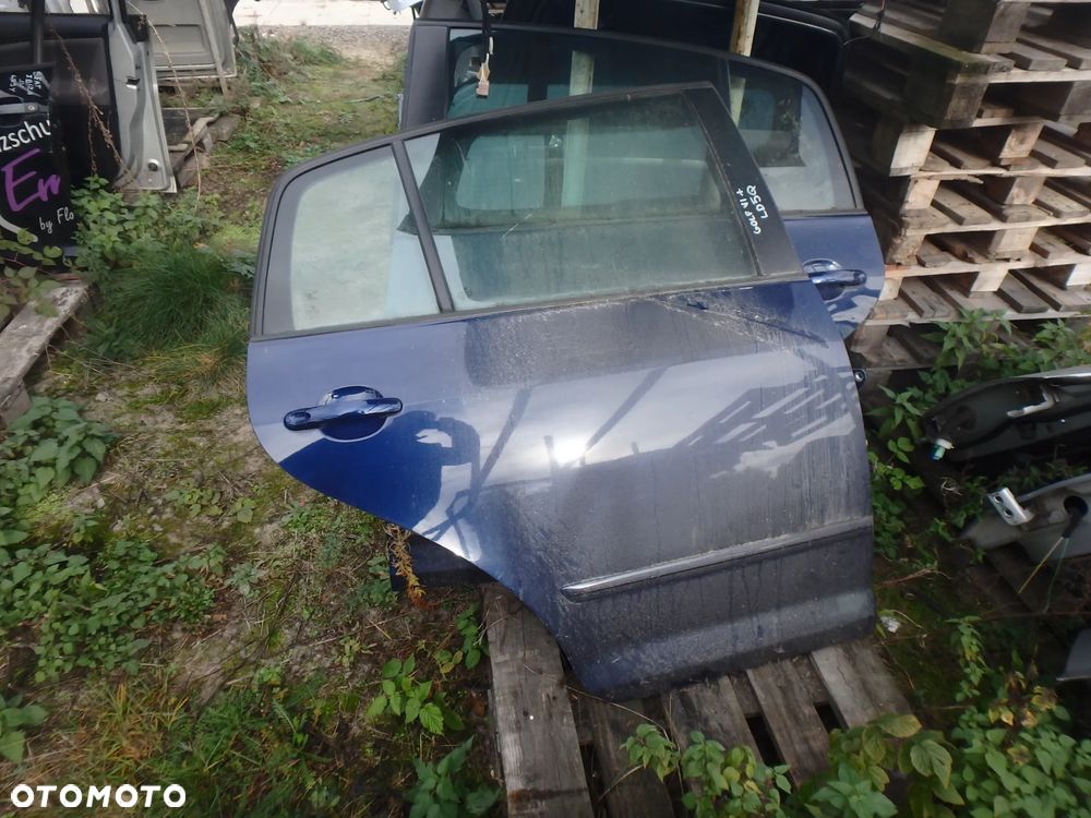 Drzwi prawy tył VW Golf V/VI plus LD5Q - 1