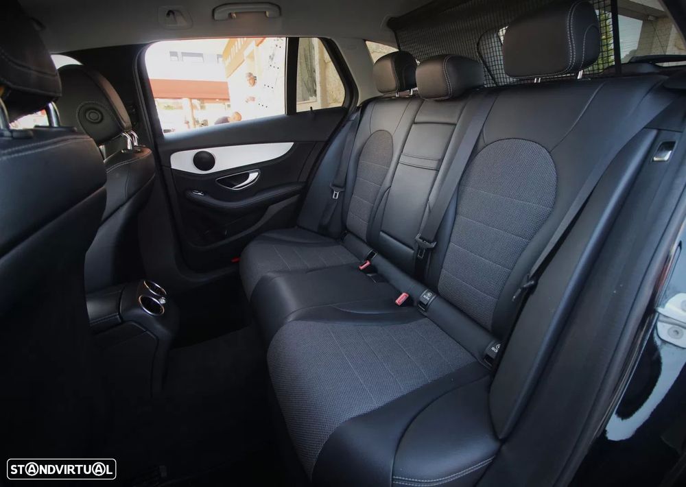 Mercedes-Benz C 200 - 13