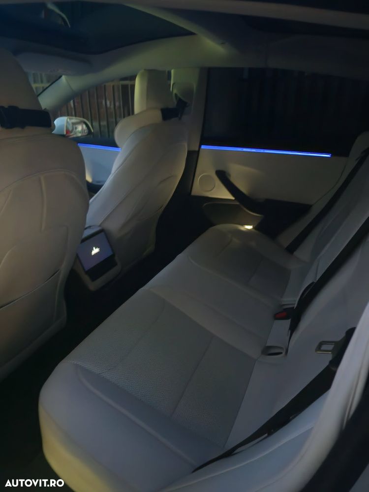 Tesla Model 3 RWD - 18