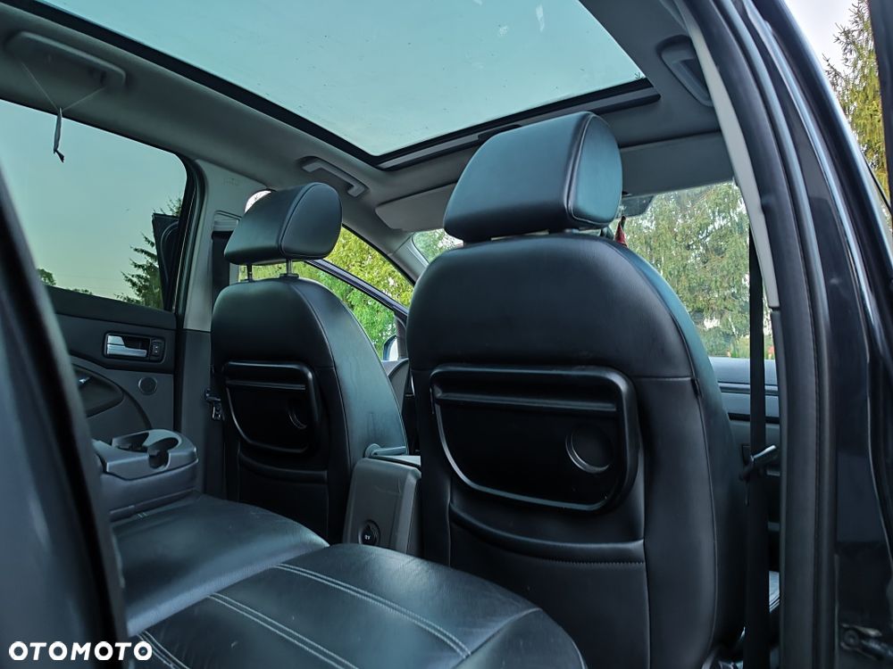 Ford Kuga - 11