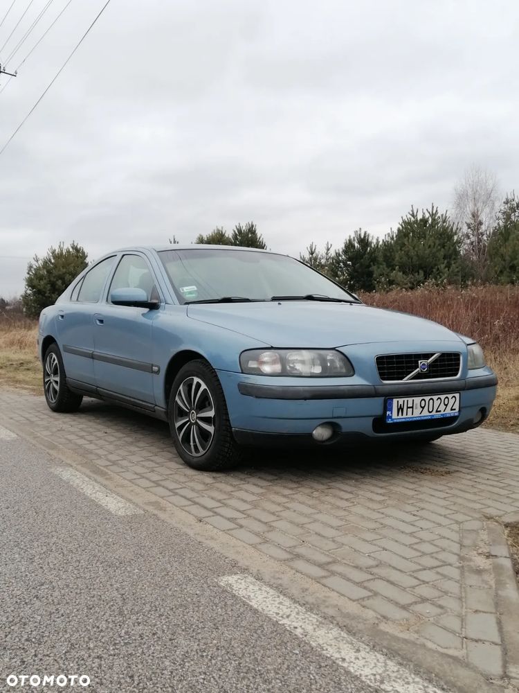 Volvo S60 2.4 - 7
