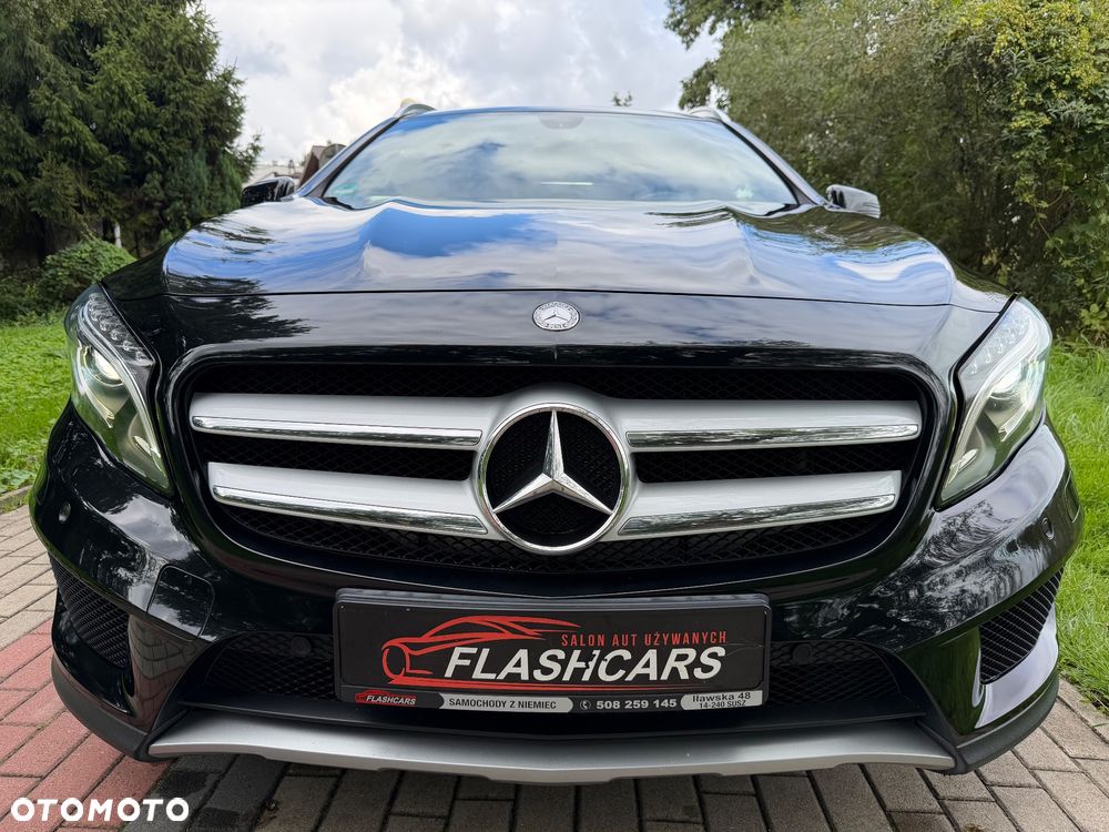 Mercedes-Benz GLA - 8