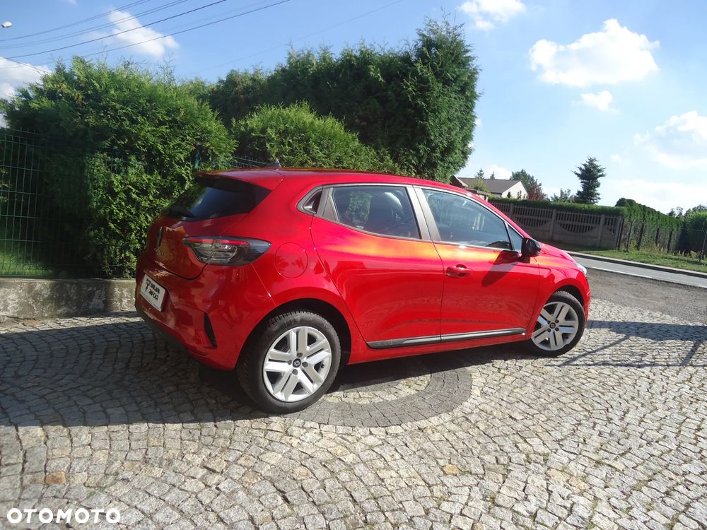 Renault Clio - 9