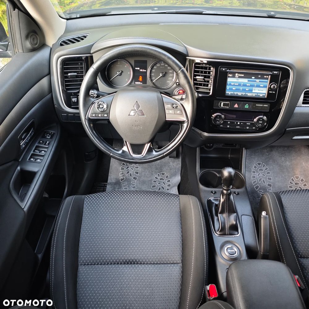 Mitsubishi Outlander 2.2 DI-D 4WD Intense - 5
