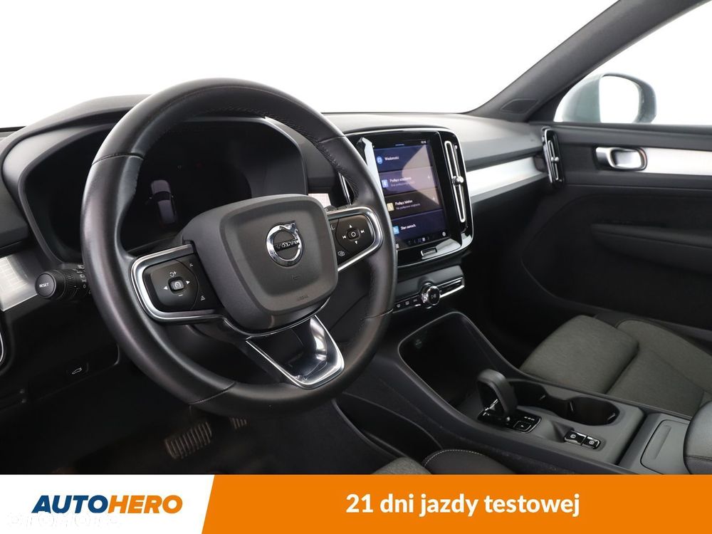 Volvo XC 40 B3 Plus Dark - 11
