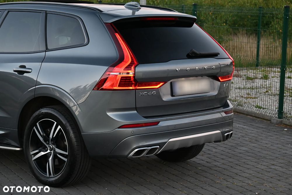 Volvo XC 60 B4 D AWD R-Design - 16