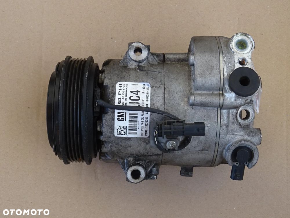 KOMPRESOR SPRĘŻARKA POMPA KLIMATYZACJI DELPHI UC4 1,4 1,6 1,8 OPEL ZAFIRA C ASTRA J INSIGNIA - 1