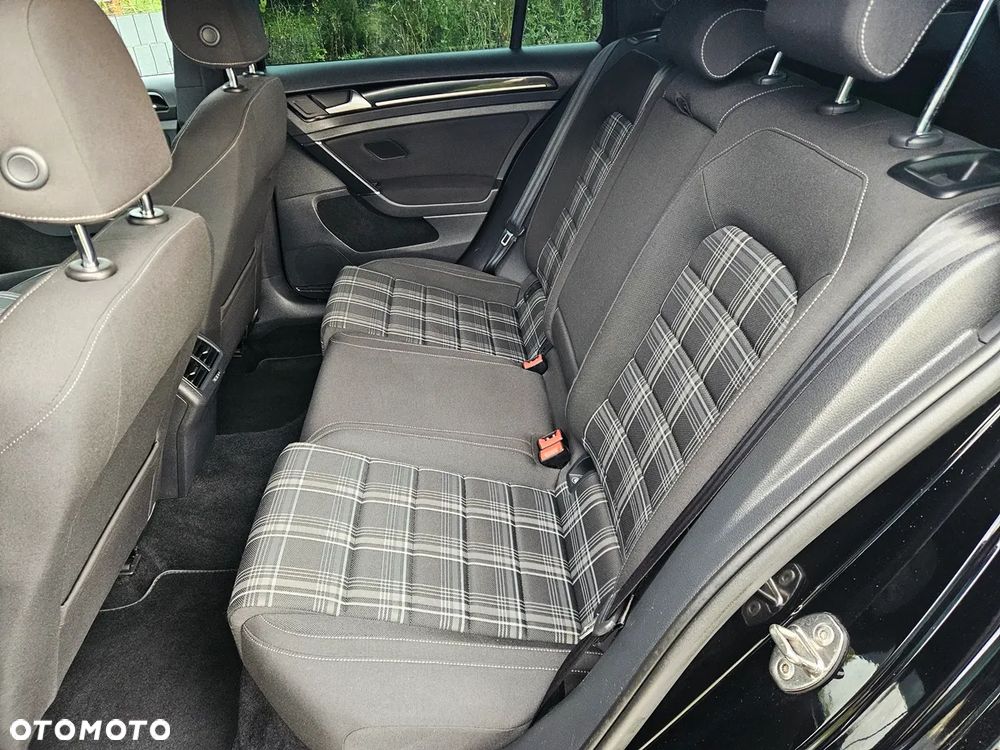 Volkswagen Golf Variant GTD 2.0 TDI SCR DSG - 35
