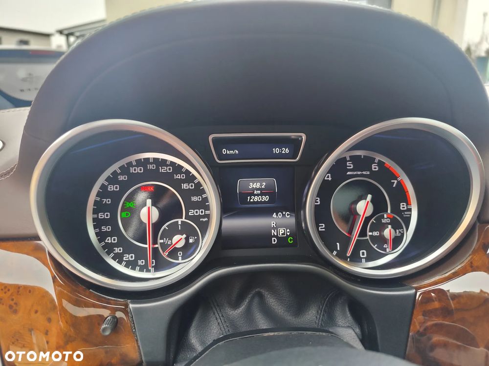 Mercedes-Benz GL - 21