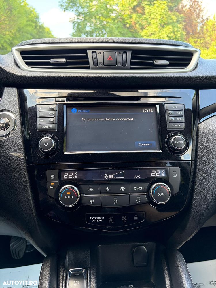 Nissan Qashqai 1.5 DCI Start/Stop N-Connecta - 24