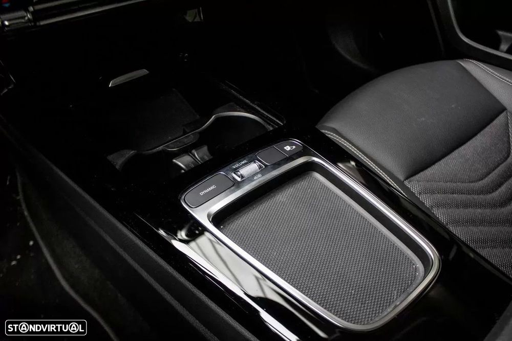 Mercedes-Benz A 250 e - 22