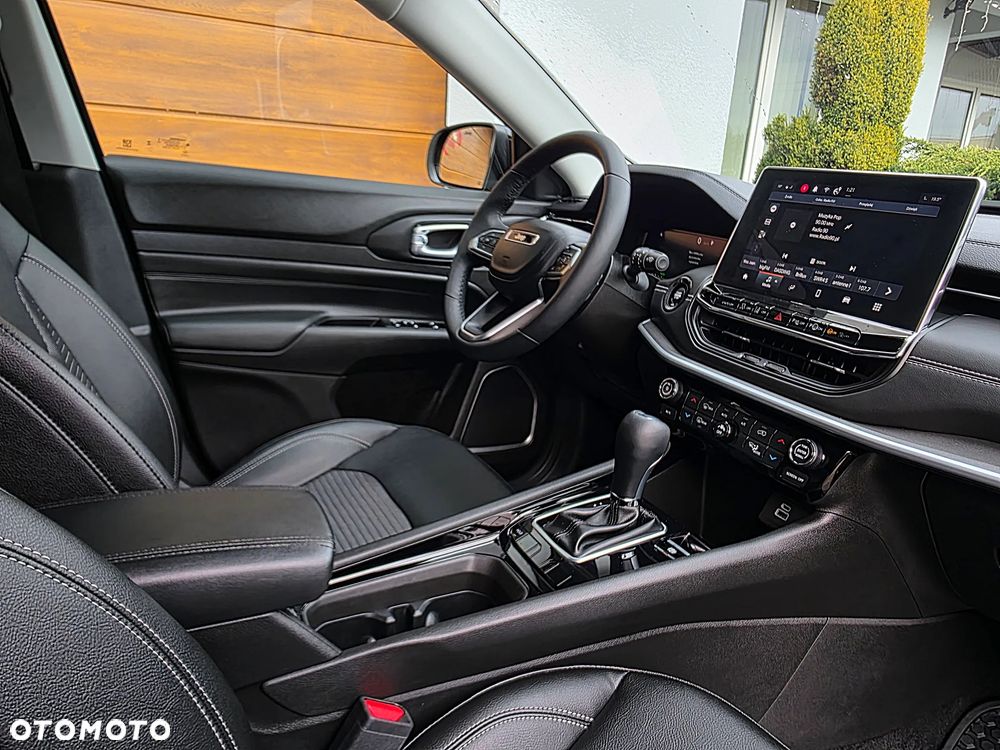 Jeep Compass 1.5 GSE T4 48V e-Hybrid Automatik - 32