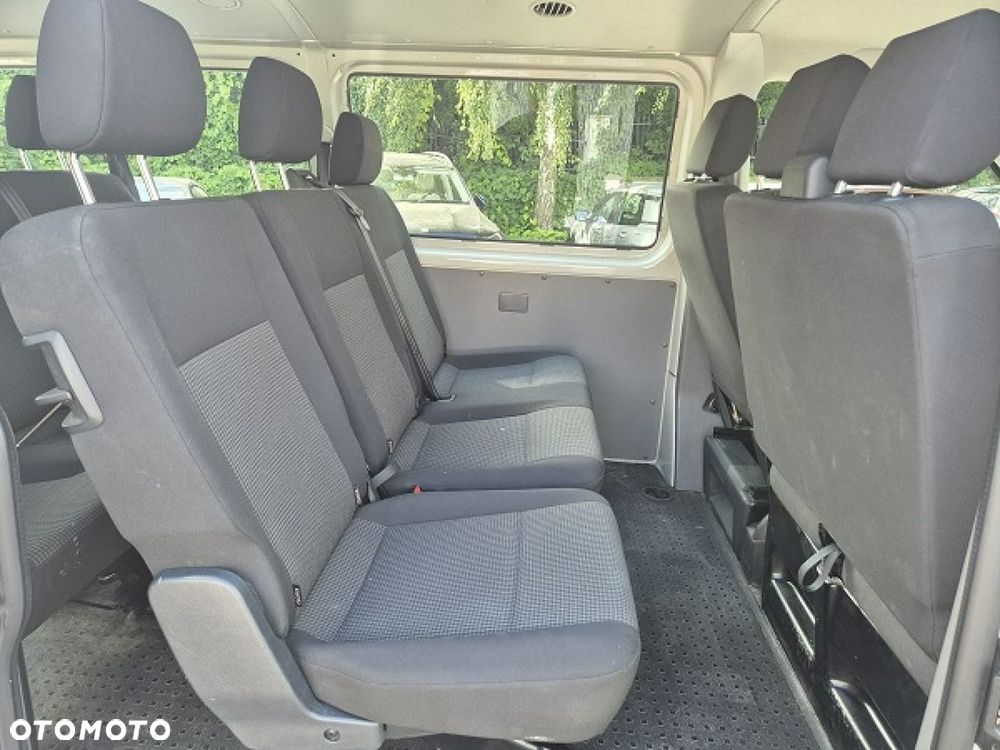 Volkswagen Transporter - 21