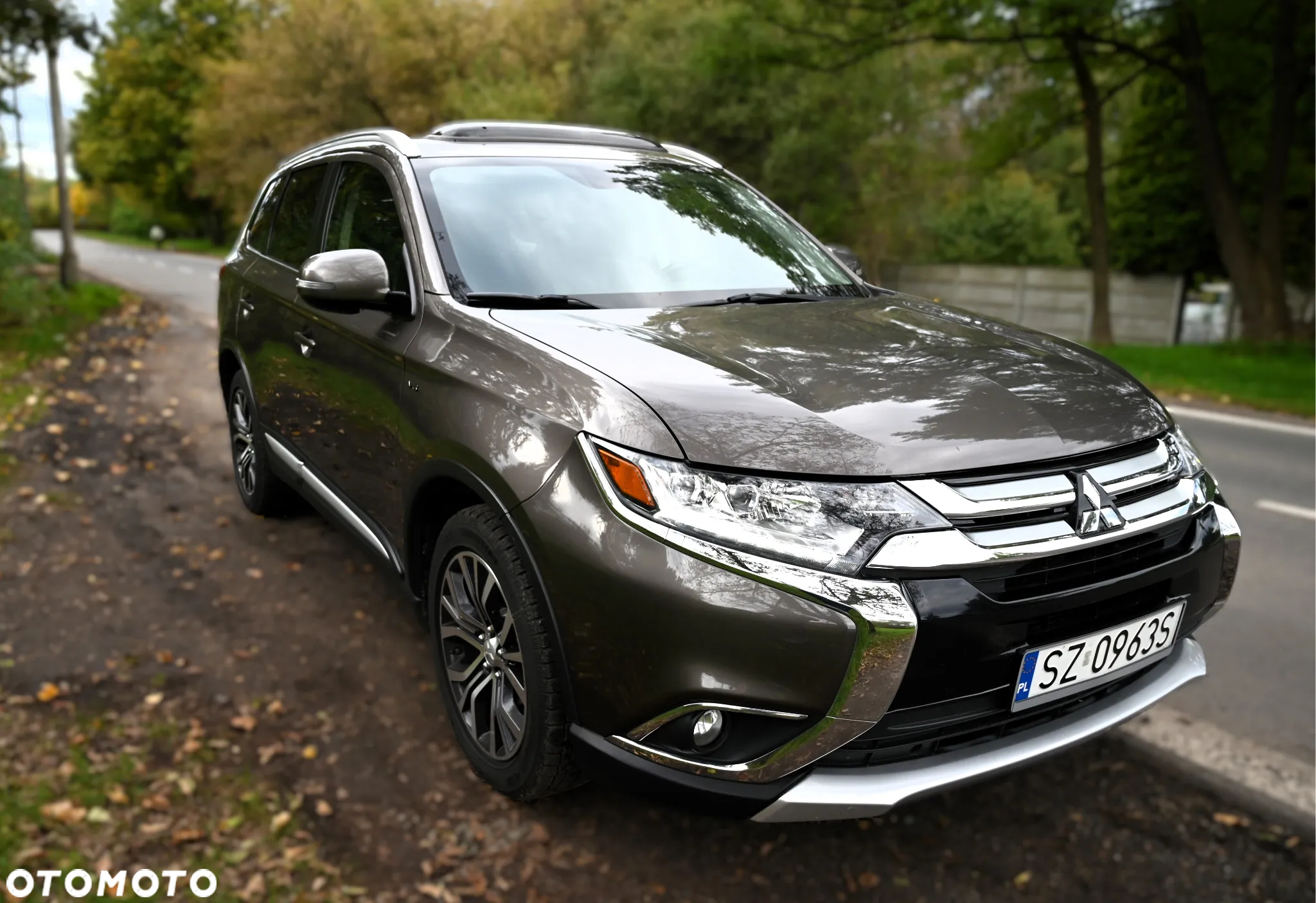 Mitsubishi Outlander - 10