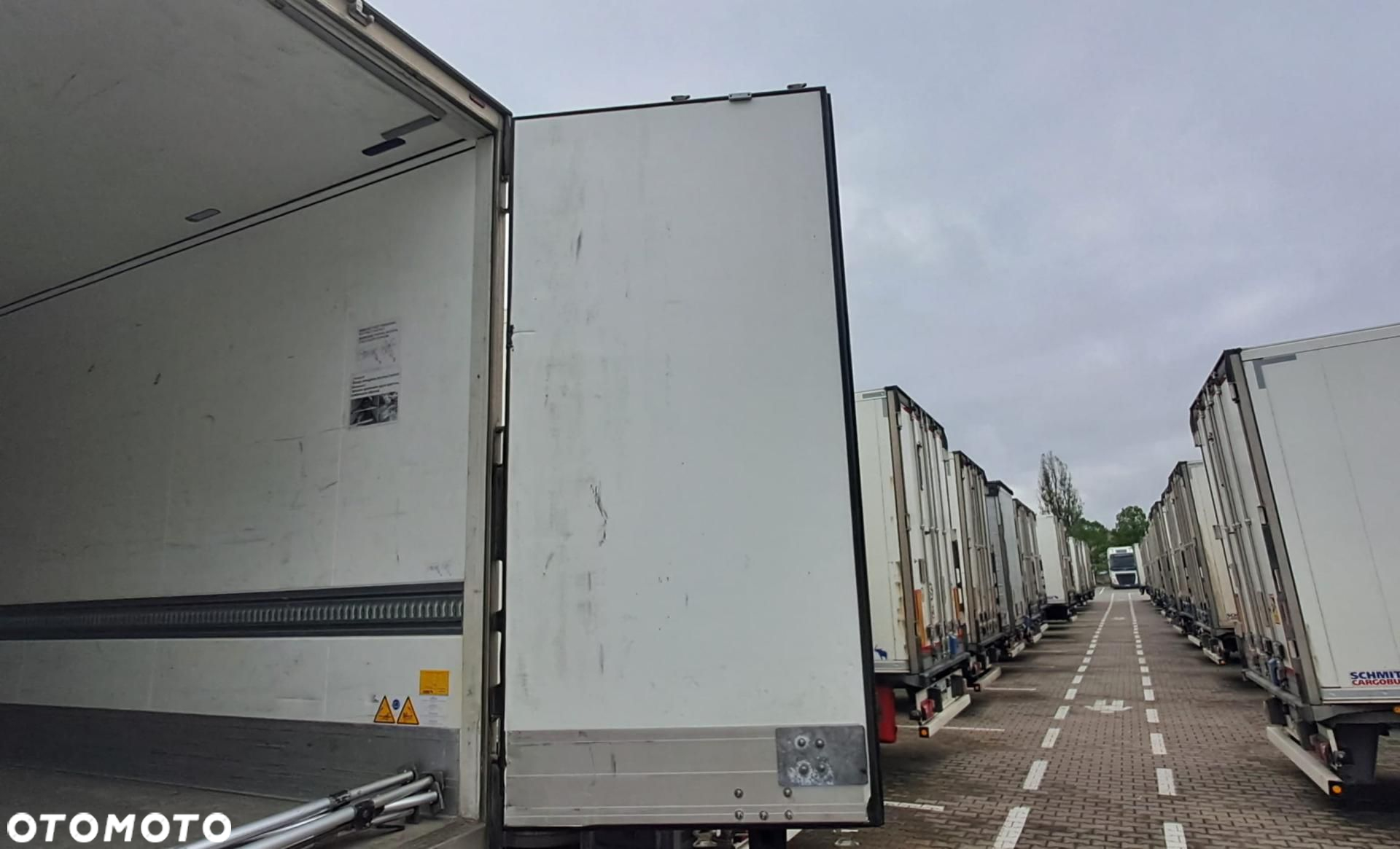 Schmitz Cargobull SKO FP 45 ThermoKing SLXi 300 - 9