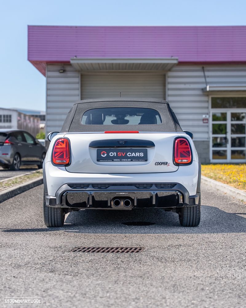 MINI Cabrio Cooper S Aut. JCW — fotografia 10