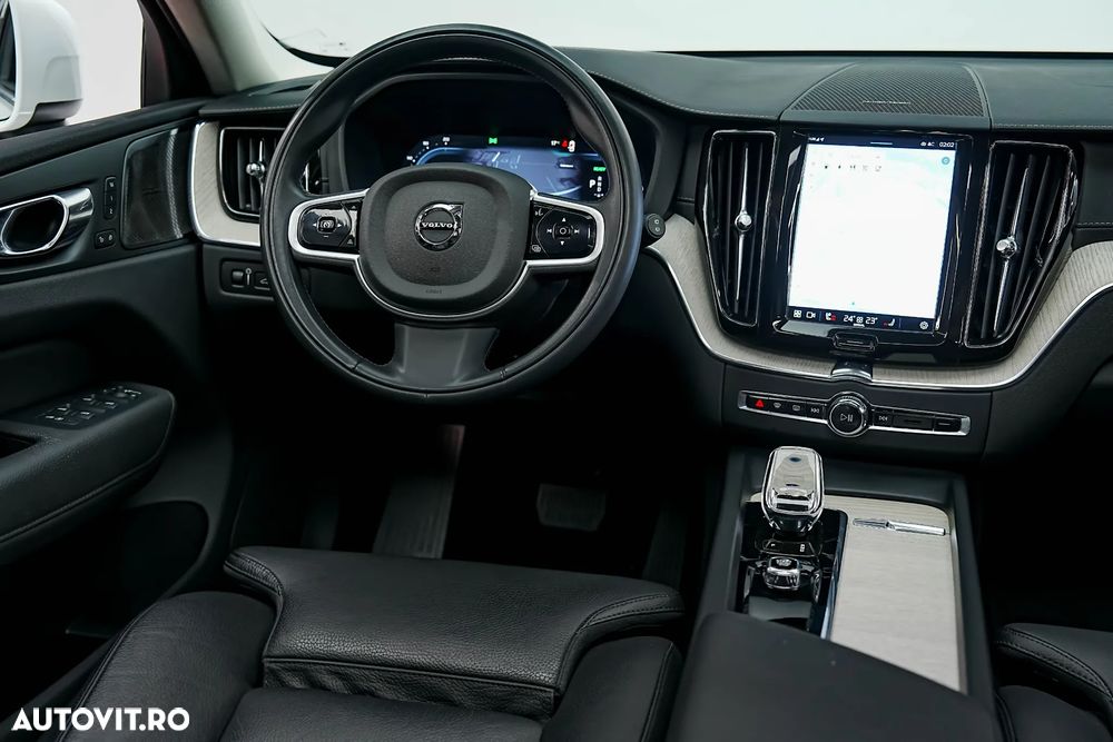 Volvo XC 60 Recharge T6 Twin Engine eAWD Inscription Expression - 22