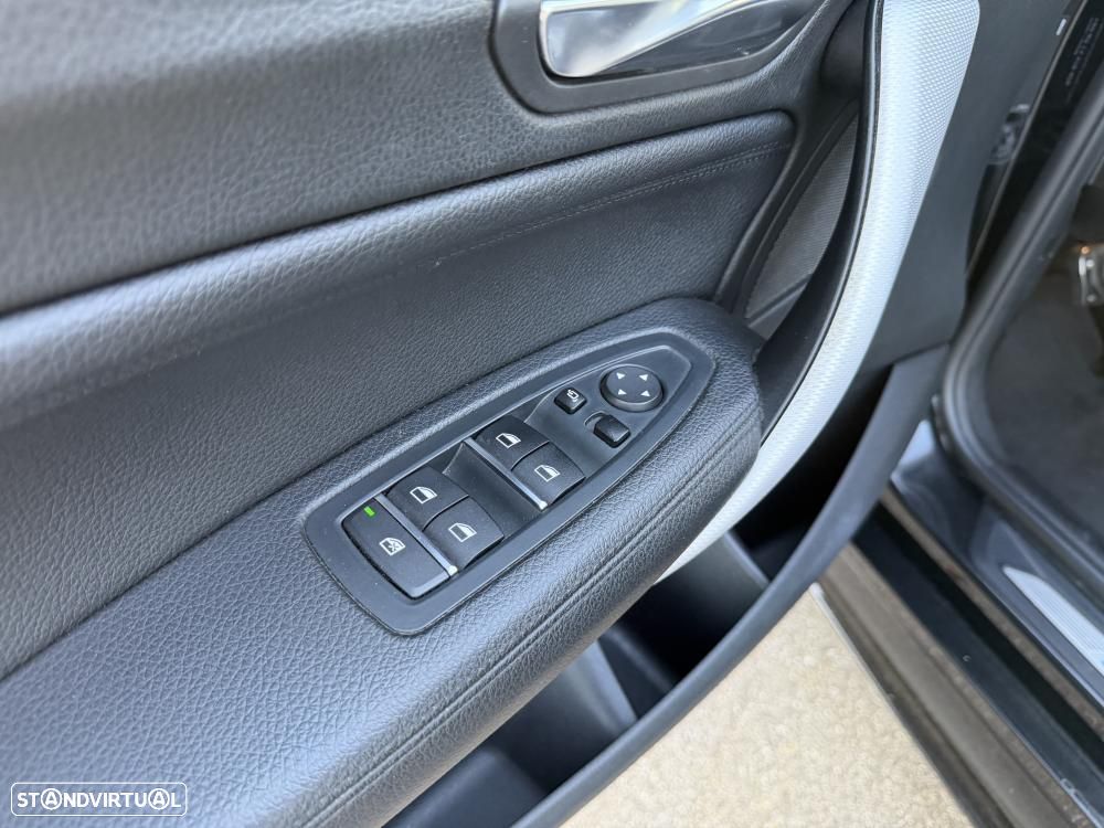 BMW M140i Aut. Special Edition - 20