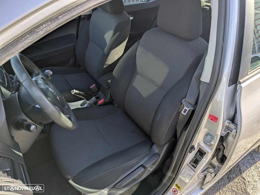 Toyota Auris 1.4 D-4D Comfort - 5