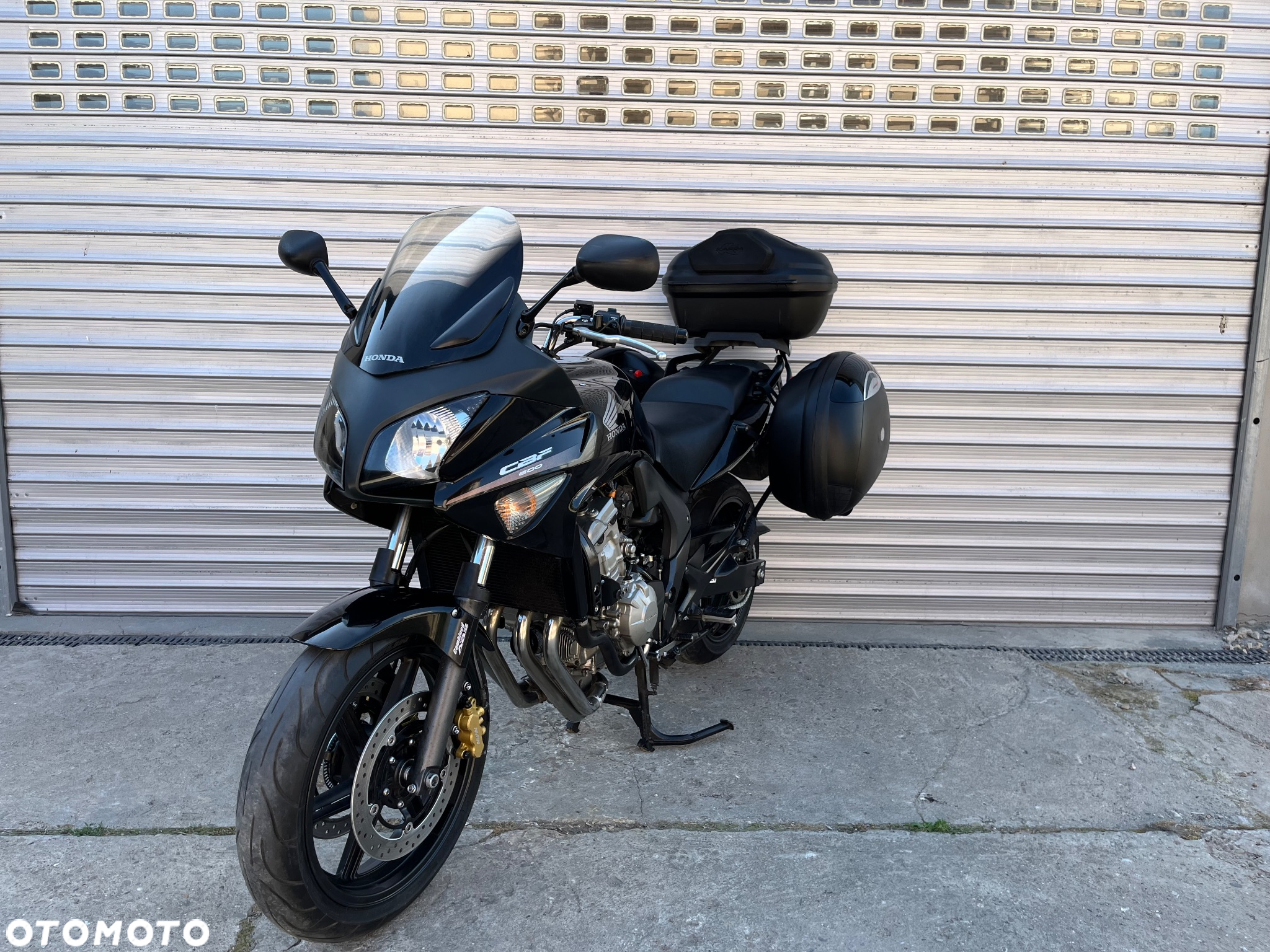 Honda CBF - 24