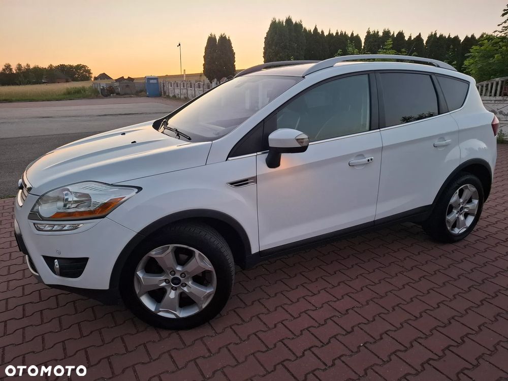 Ford Kuga 2.0 TDCi 4x4 Titanium - 2