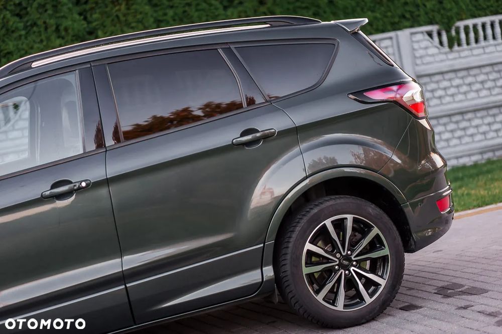 Ford Kuga 2.0 TDCi 4x4 ST-Line - 35