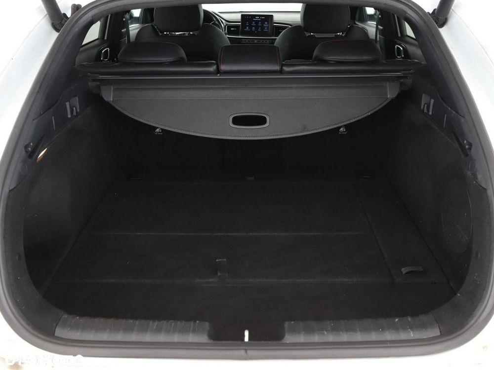 Kia ProCeed 1.6 T-GDI GT DCT - 21
