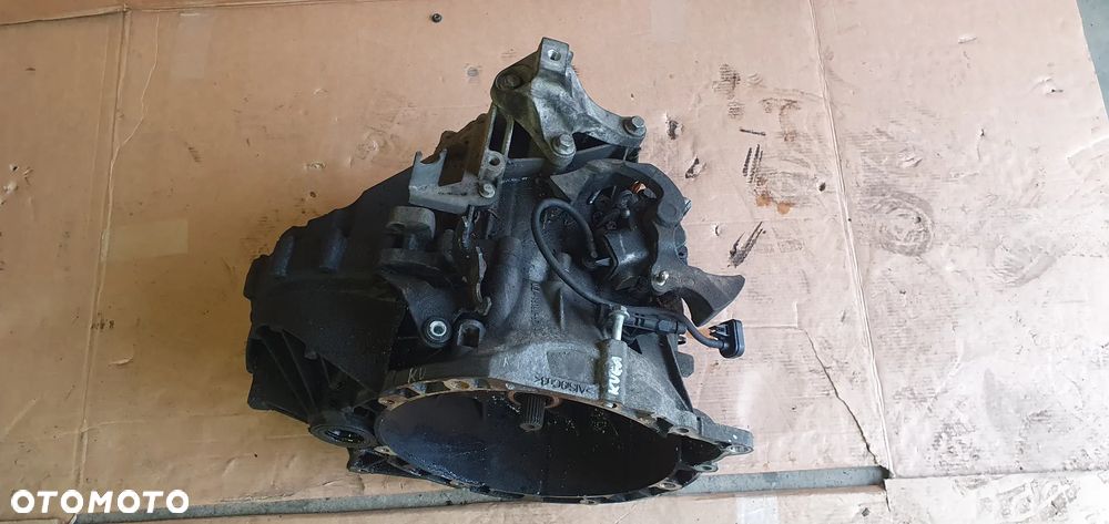 Skrzynia biegów manualna Ford kuga MK1 2.0 TDCI AV4R-7002-AB - 1