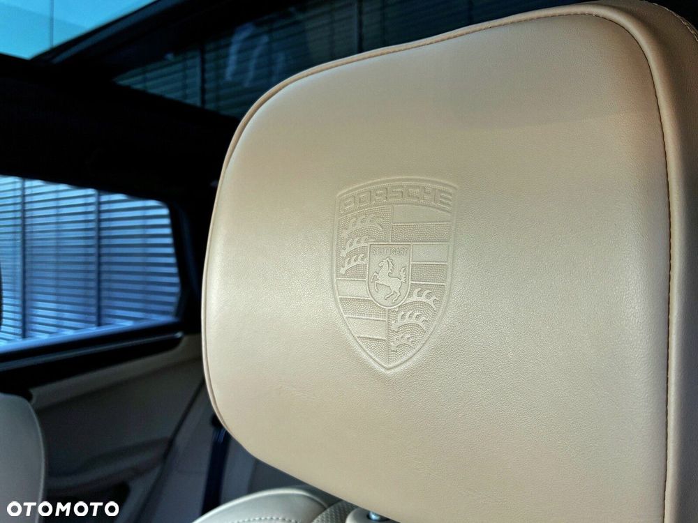 Porsche Macan - 23