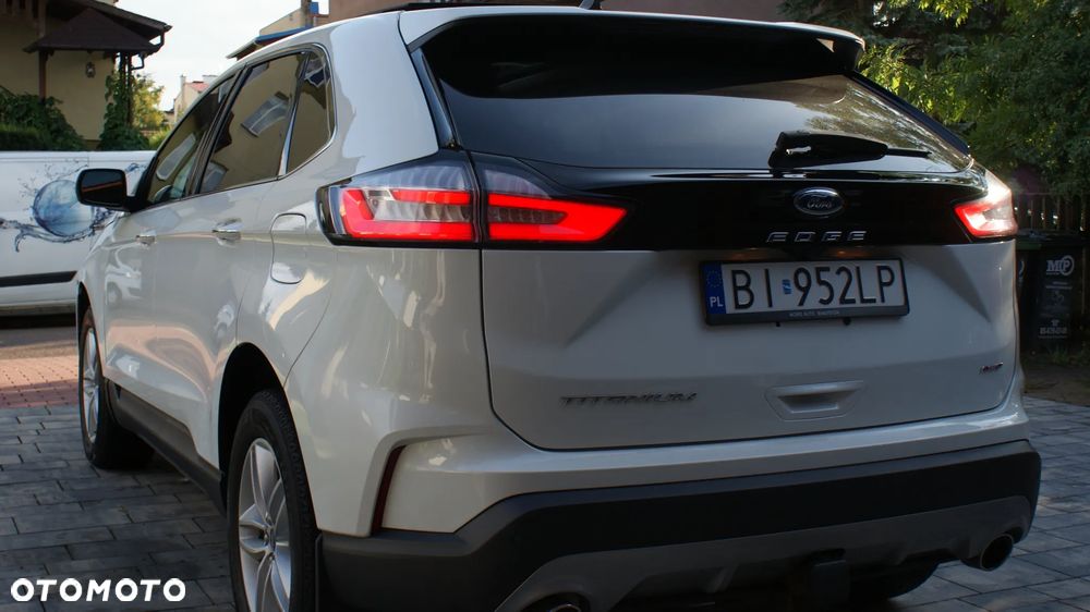 Ford Edge - 8