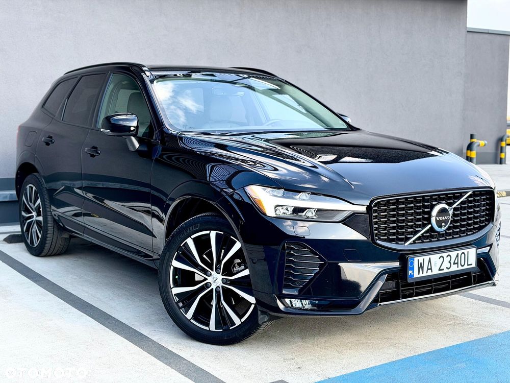 Volvo XC 60 B5 B AWD Plus Dark - 2