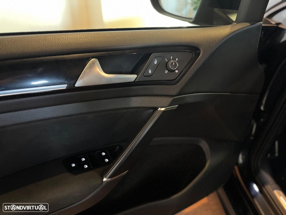 VW Golf 2.0 TDI GTD DSG - 6