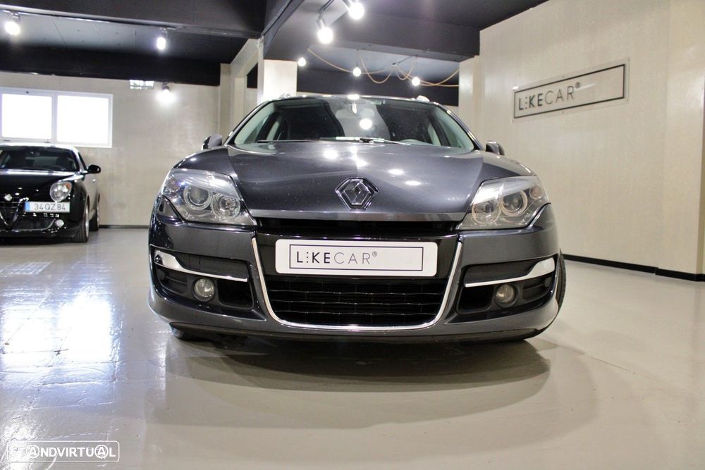 Renault Laguna Break 2.0 dCi GT 4Control - 12