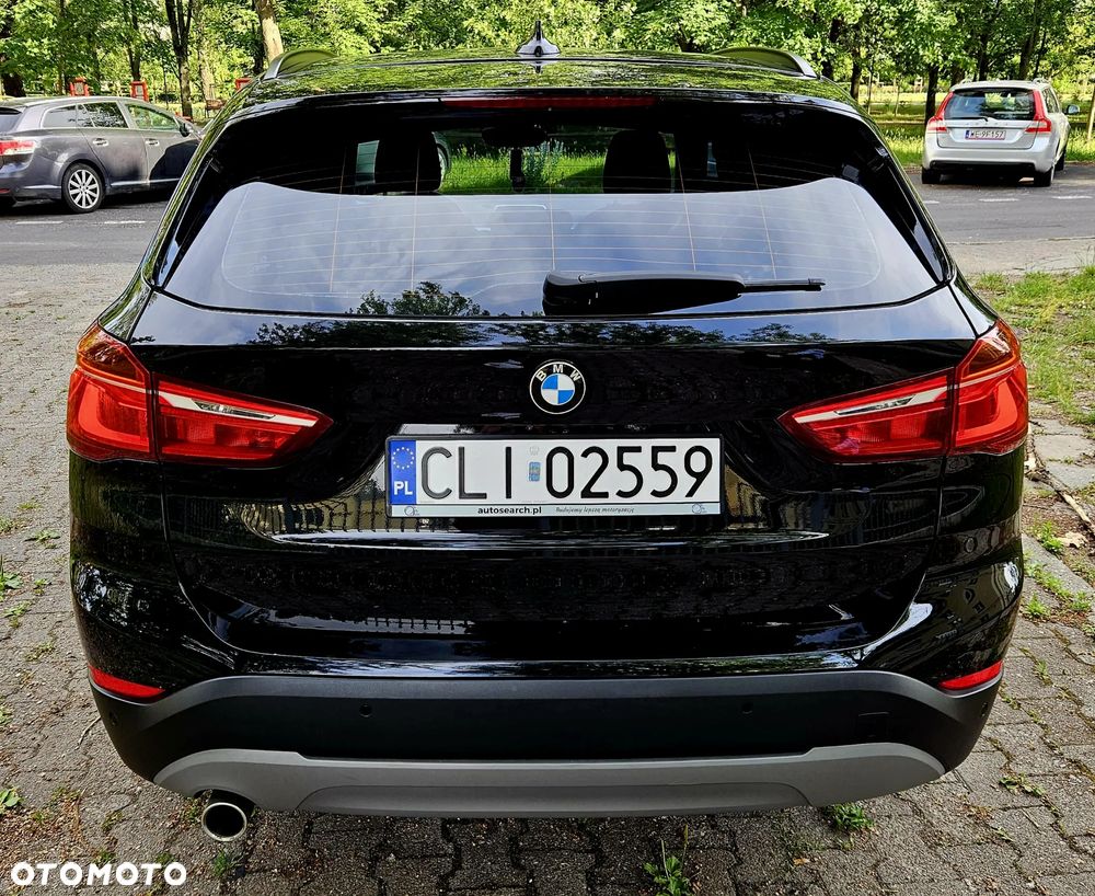 BMW X1 sDrive18i Advantage - 9