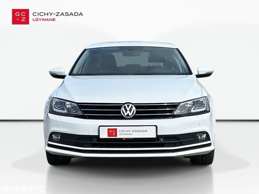 Volkswagen Jetta 1.4 TSI BMT Highline - 9