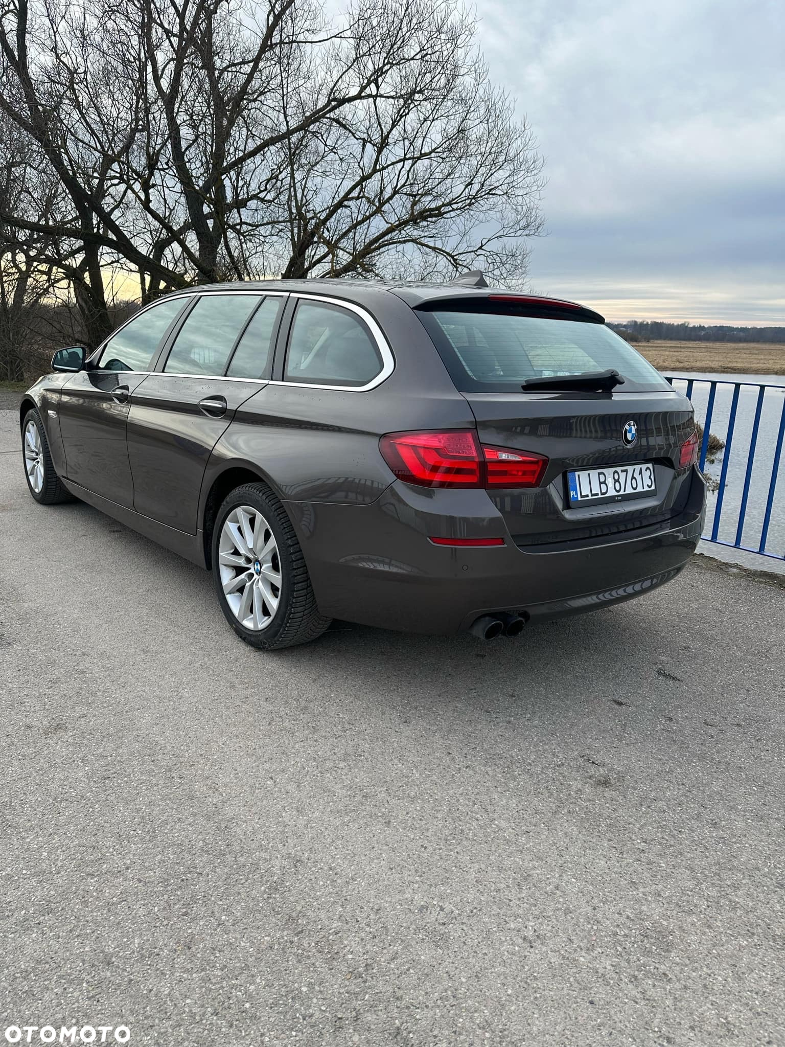 BMW Seria 5 523i Touring - 4