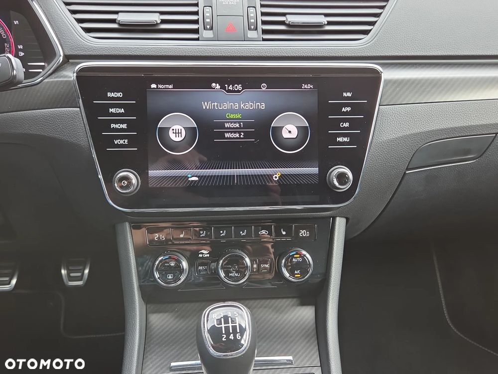 Skoda Superb 1.5 TSI Sportline - 35