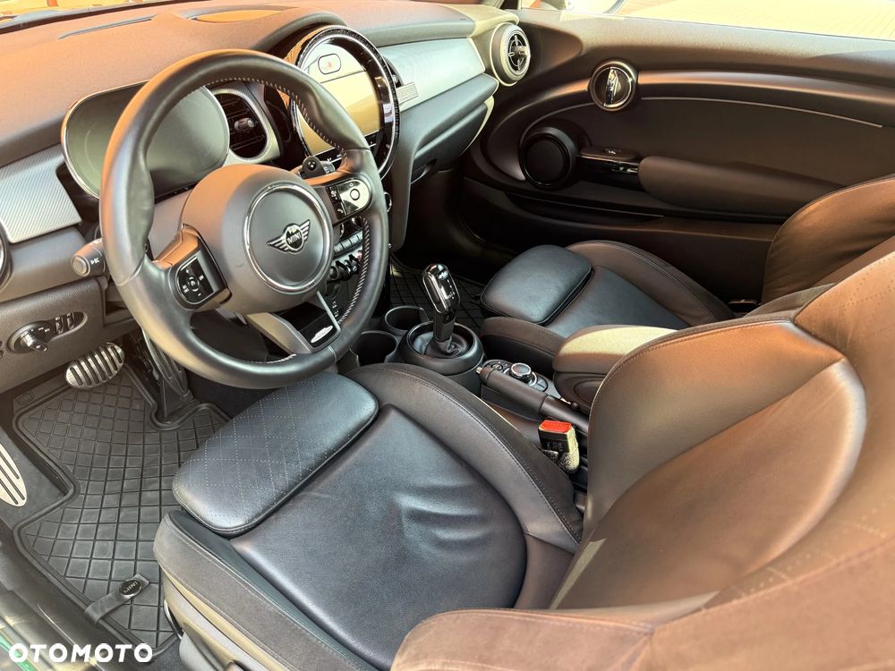 MINI John Cooper Works - 10