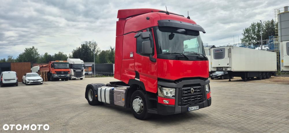 Renault T440 - 1